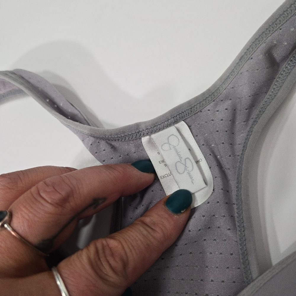 Jessica Simpson bra - Picture 4 of 12